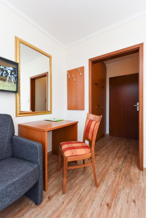 Hotel Garni Benser Watt Bensersiel Exteriör bild