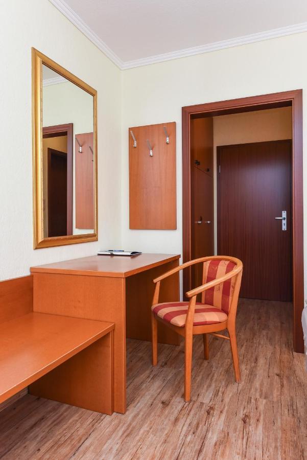 Hotel Garni Benser Watt Bensersiel Exteriör bild