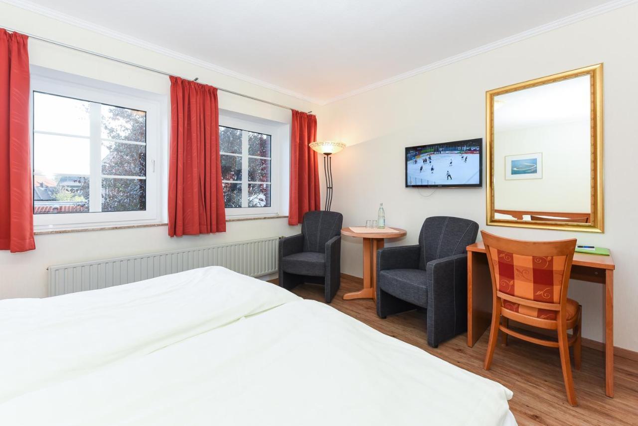 Hotel Garni Benser Watt Bensersiel Exteriör bild